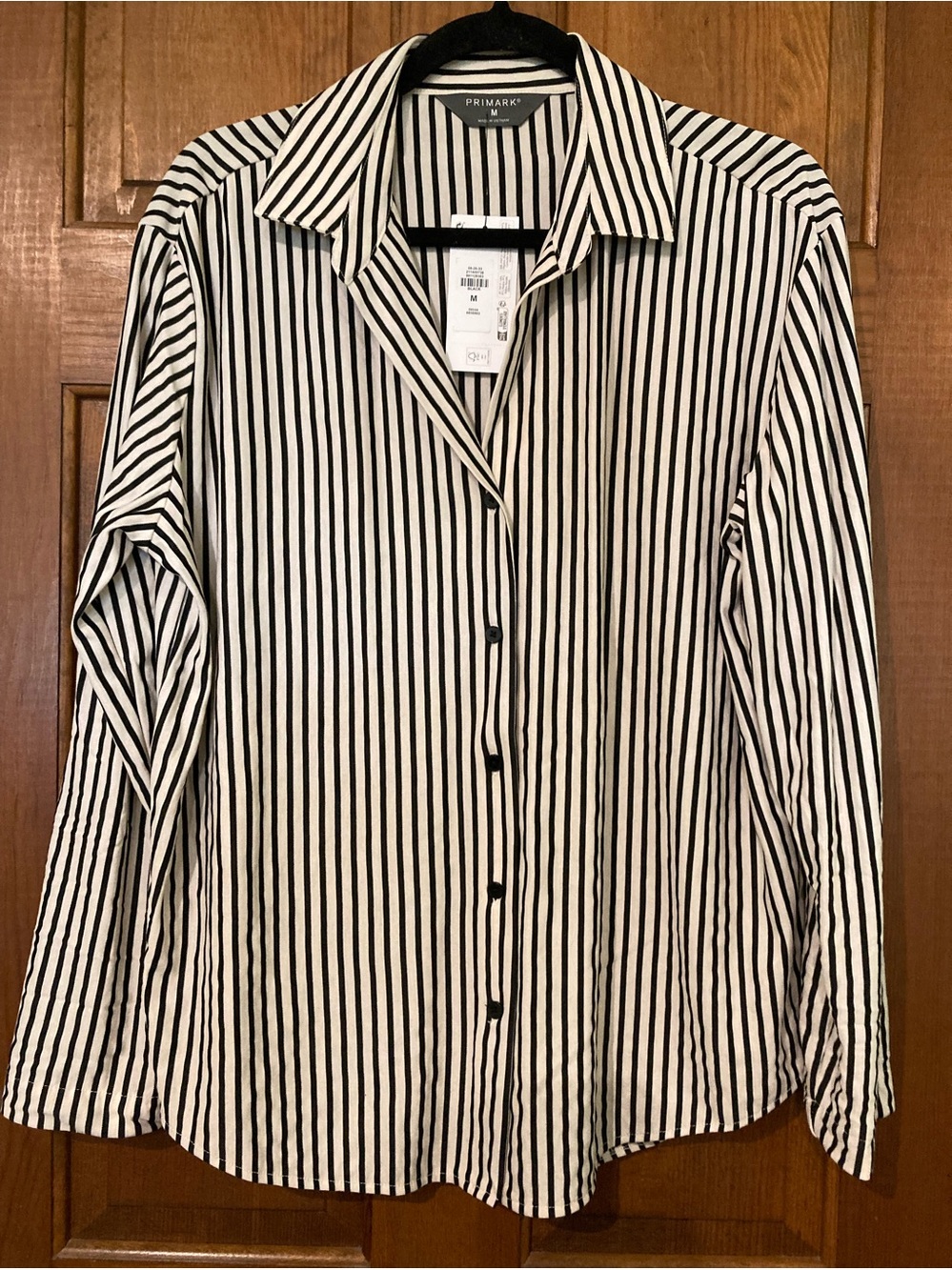 NWT Long Sleeve Blouse Button Up White Black Stripe Cuff Sleeves Medium